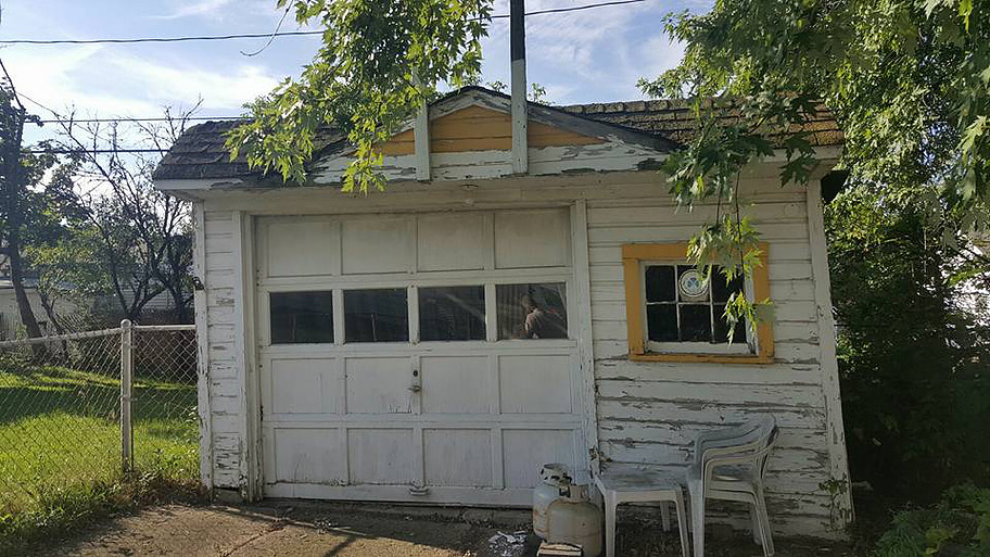 garage-demolition-demo-philadelphia-philly-pennsylvania-pa-montgomery-county-215-hauling-debris-shed