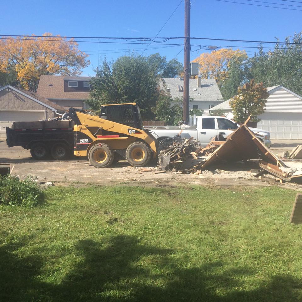 garage-demolition-demo-philadelphia-philly-pennsylvania-pa-montgomery-county-215-hauling-debris-shed